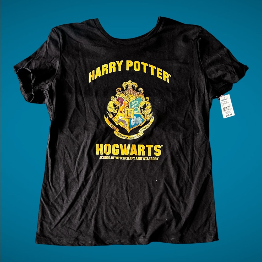 Warner Bros. Harry Potter Black and Gold Women’s Fitted Tee T-Shirt